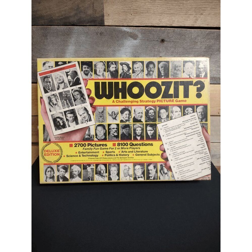 Whoozit? Vintage 1985 Deluxe Edition Strategy Board Game - Near Complete